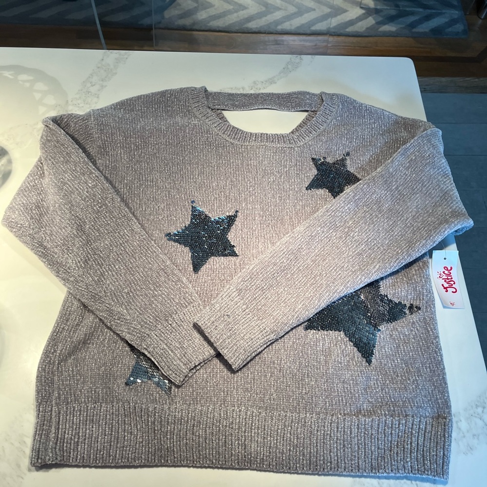 NWT gray chenille sweater with stars! Size 14/16